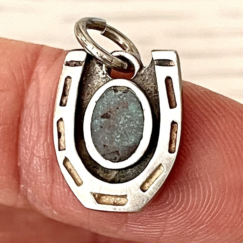 Tiny Navajo‎ Horseshoe Turquoise Pendant .75in Harvey Sterling Charm Native VTG